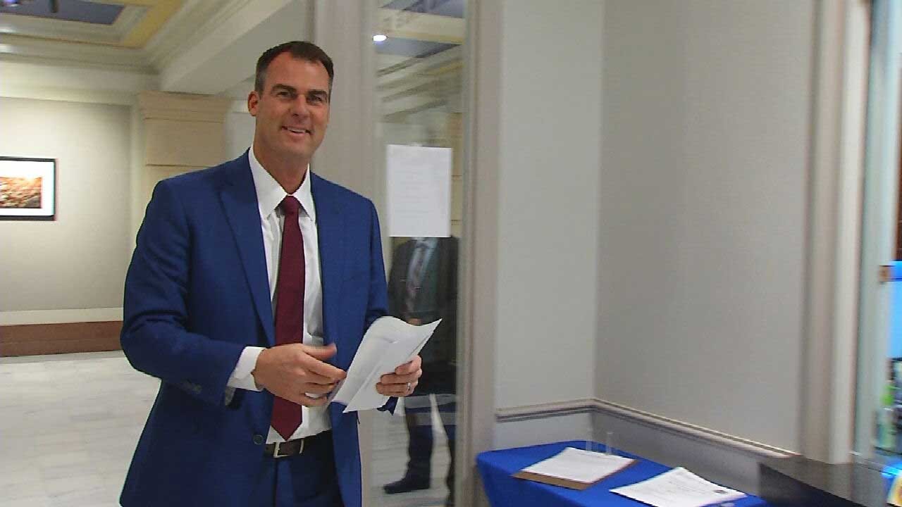 Governor Stitt Files President Trump's Paperwork For 2020 Candidacy
