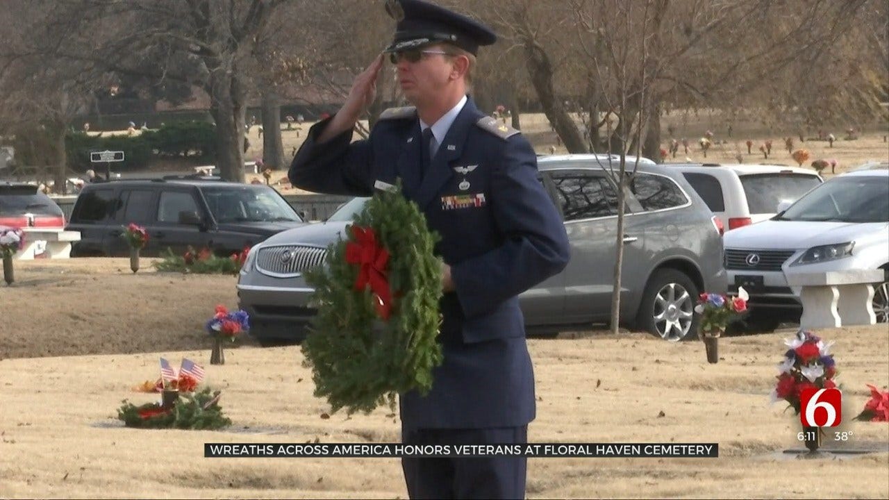 Volunteers Lay More Than 1,000 Wreaths For Veterans In Broken Arrow