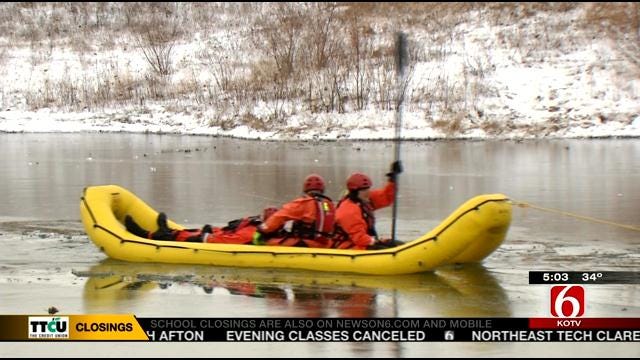 Jenks Firefighters Train For Rescues On Thin Ice