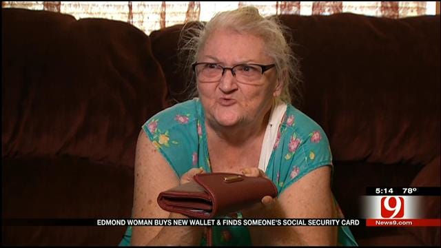 Edmond Woman Finds Social Security Card In Newly Purchased Wallet