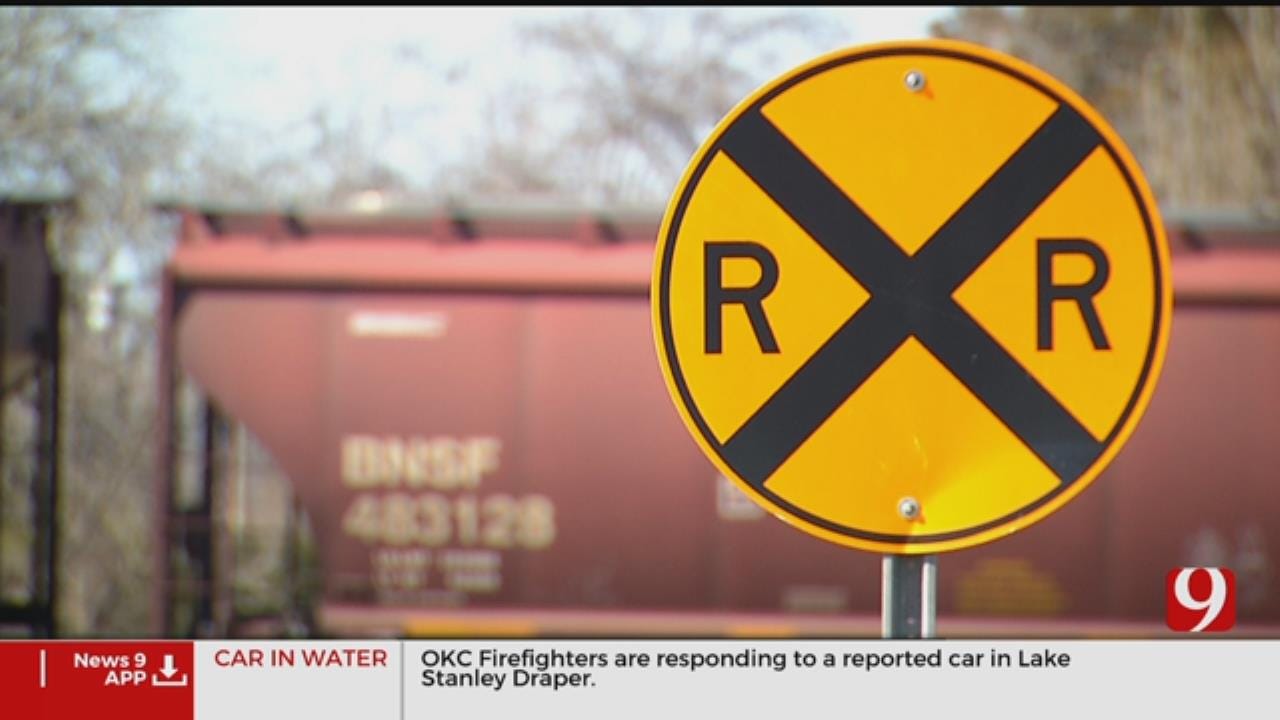 Bill Proposed To Fine Trains That Block Traffic In Oklahoma