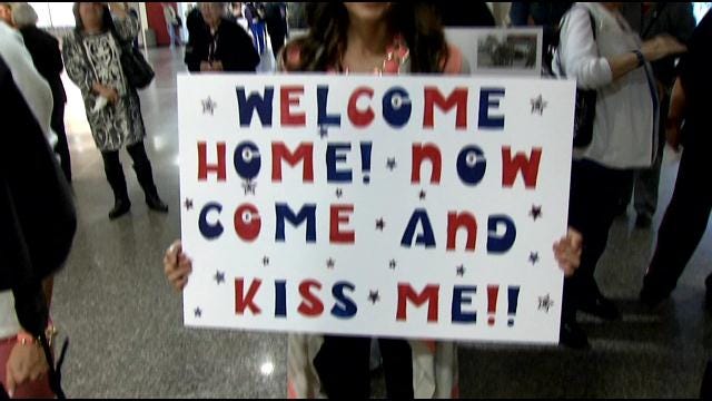 Families Greet Returning Tulsa-Based Air National Guard Squadron