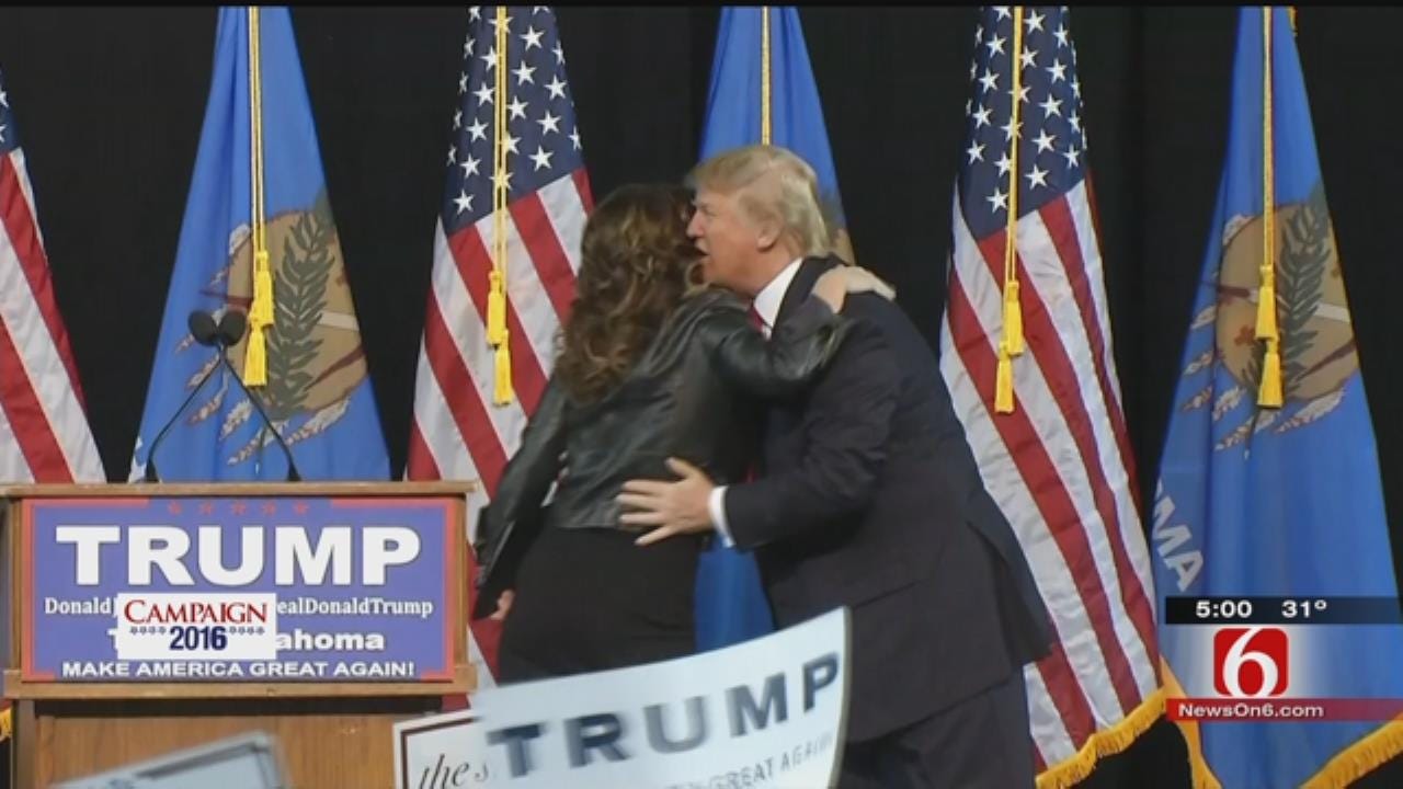 Donald Trump, Sarah Palin Rally Supporters In Tulsa