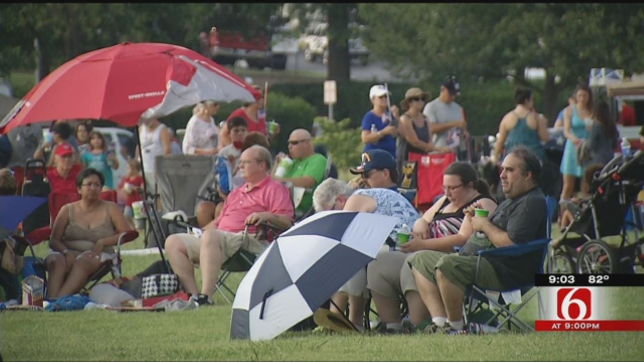 Folds Of Freedom Fest Attendees Celebrate Holiday, Wait For Fireworks