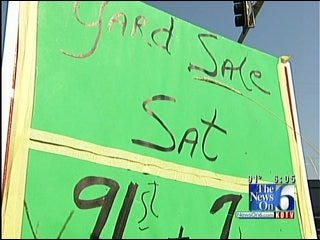 Residents Volunteer To Remove Illegal Signs In Broken Arrow