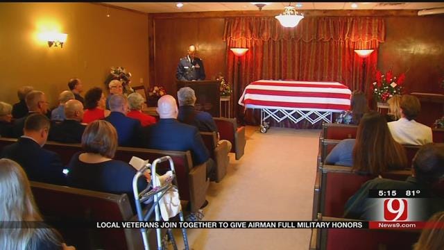 Hundreds Attend Funeral Of Veteran Who Had No Family