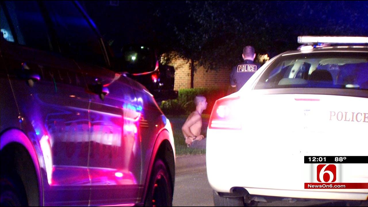 National Guardsman Holds Tulsa Burglary Suspect At Gunpoint