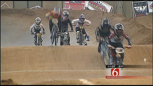 Cyclists With Diabetes Compete In Tulsa BMX Nationals, Inspire Others