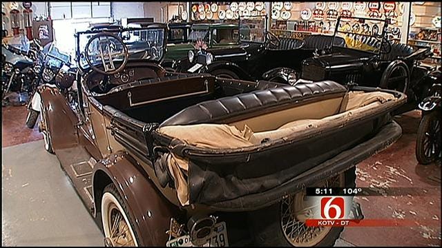 One Of Oklahoma's Own Shares Classic Collection At Auto Museum