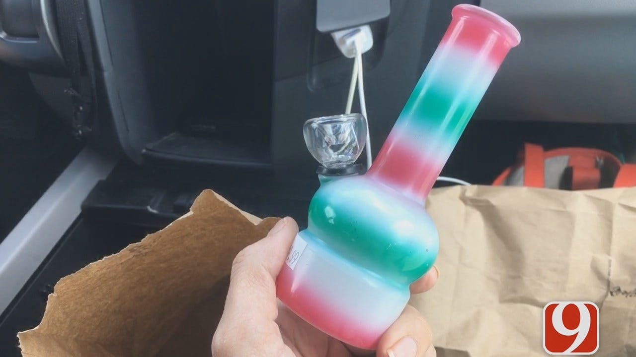 Glass Pipes Available At OKC Stores