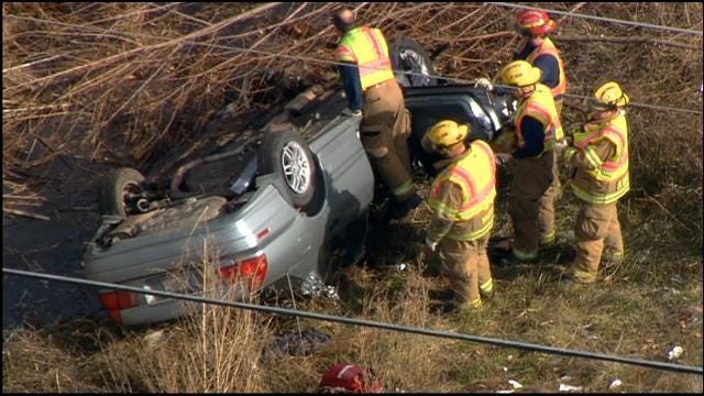 SkyNews 9 Flies Over Rollover Accident In Midwest City