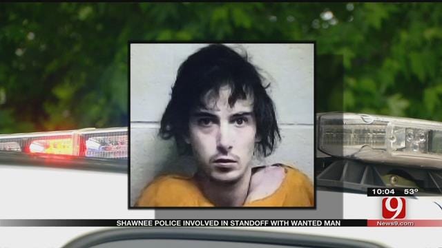 Shawnee Police Involved In Standoff With Wanted Man
