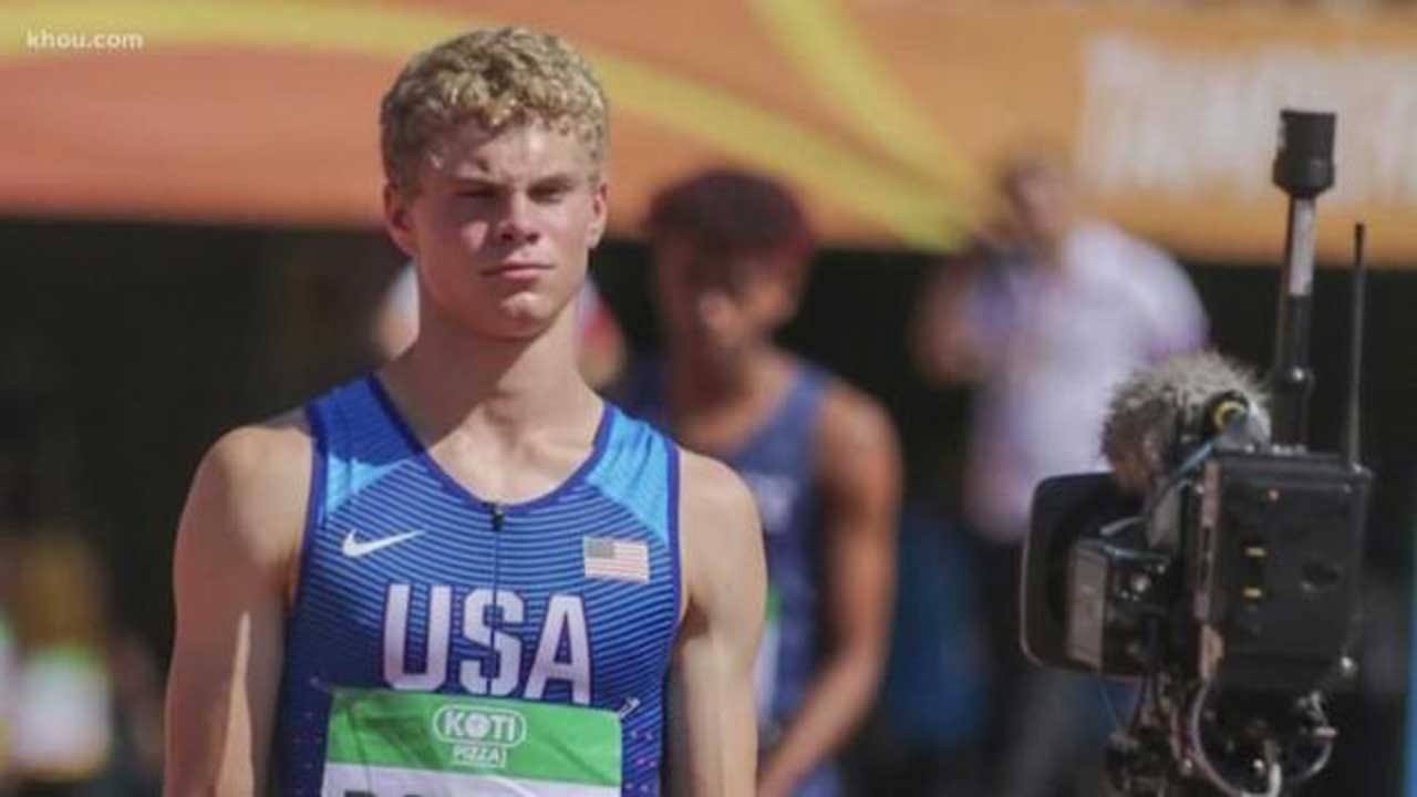 Teen Nicknamed 'White Lightning' Runs 100-Meter Dash In 9.98 Seconds