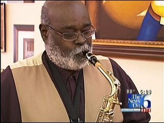 Tulsa Saxophonist Earl Clark Dies
