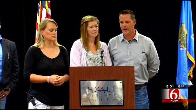 'Baby Veronica' Adoptive Parents Hold News Conference In Tulsa