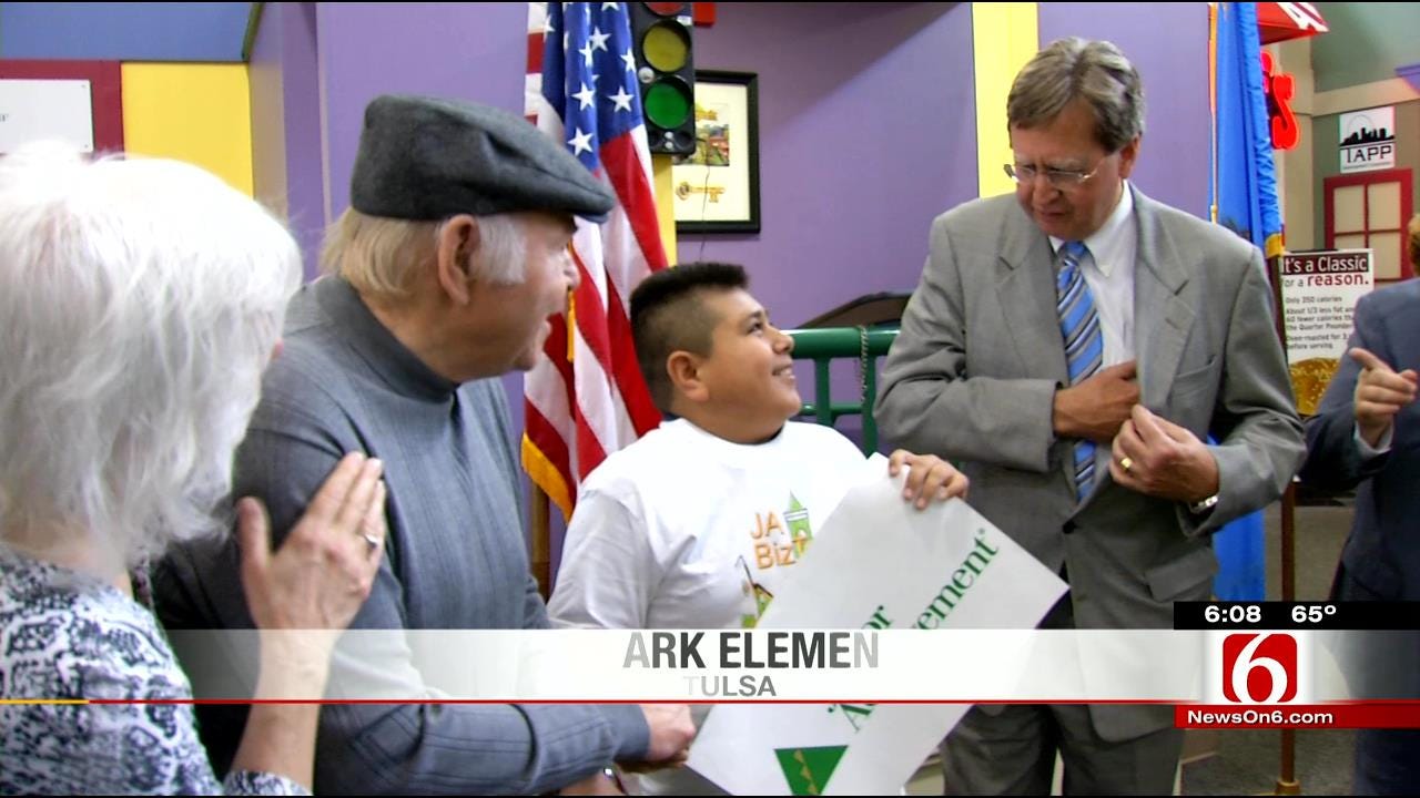 Local Country Music Legend Visits School Named In His Honor