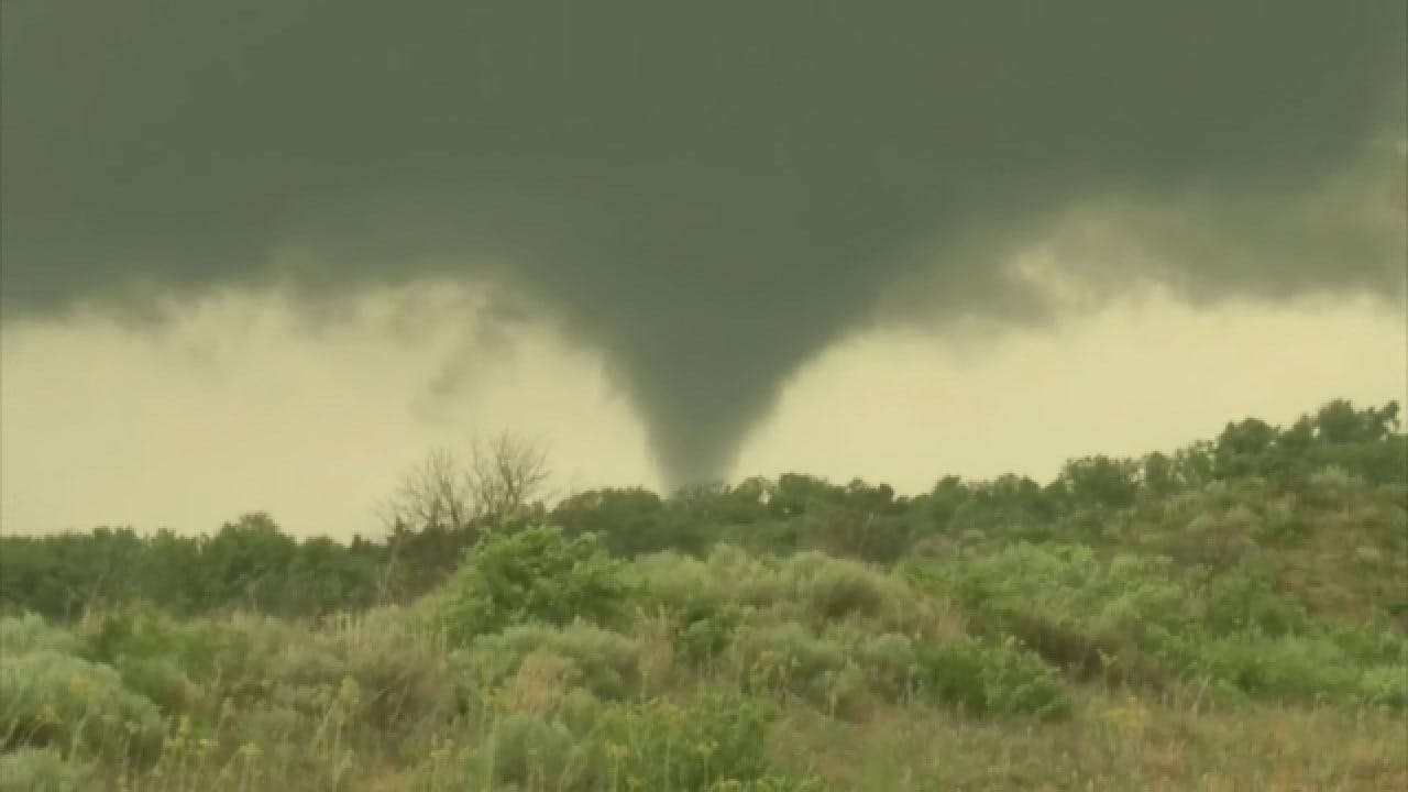 WEB EXTRA: Marty Logan Spots A Tornado Near Woodward