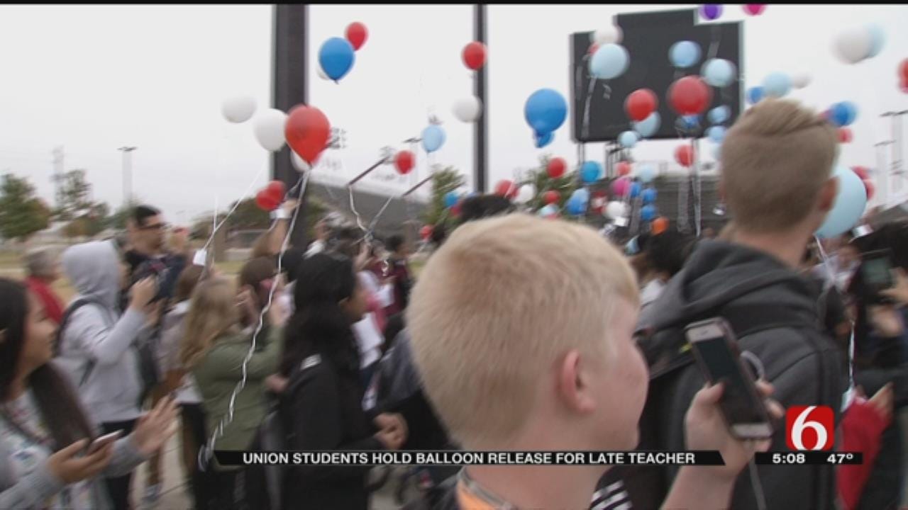 Students Remember Teacher, Entertainer, With Balloon Release