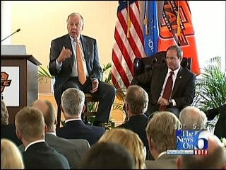 T Boone Pickens Discusses Energy, Oil Spill, At OSU Tulsa