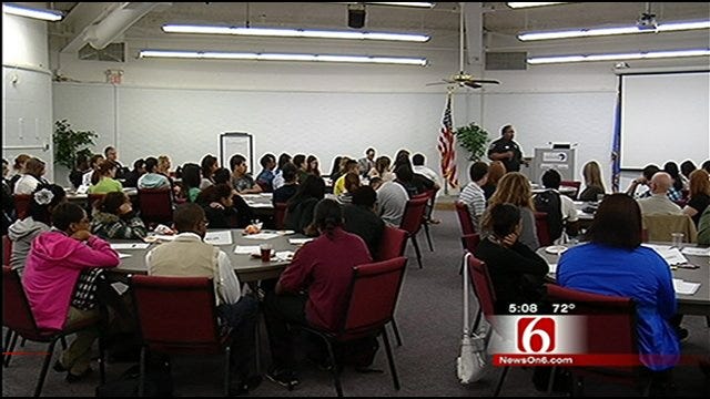 Tulsa Students Go One-On-One With Police Officers