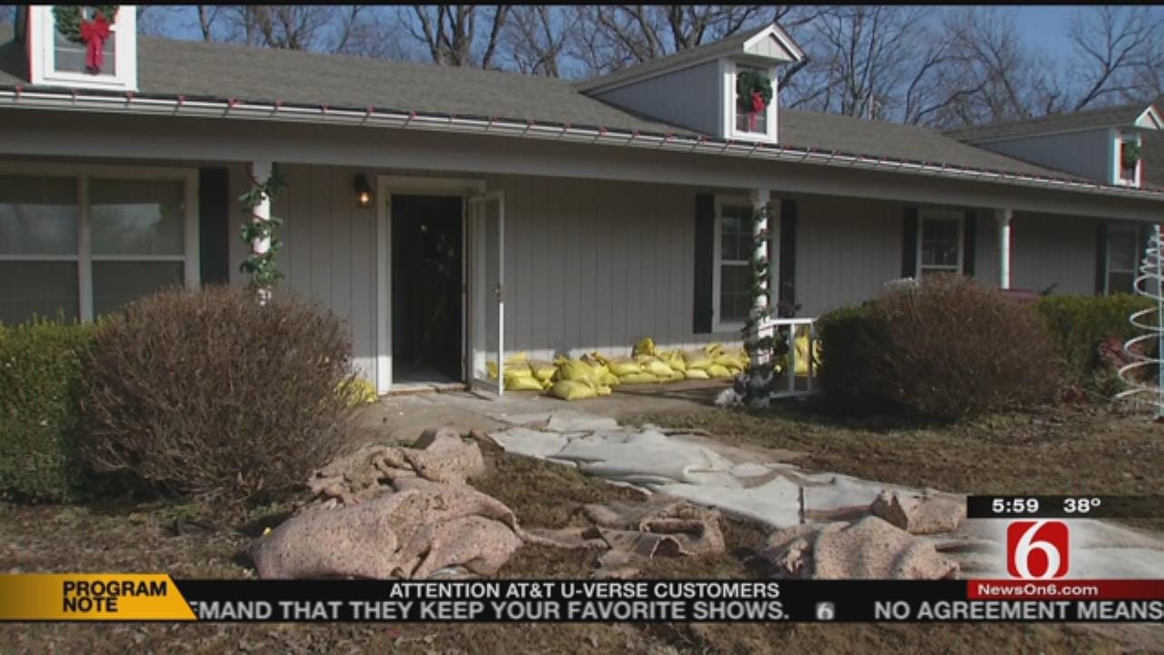 Muskogee Family Dealing With Flooding Hit By Looters