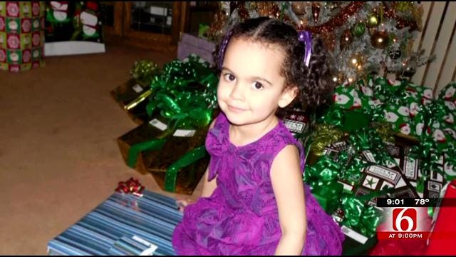 Tulsans Hold Vigil For 'Baby Veronica,' Adoptive Parents