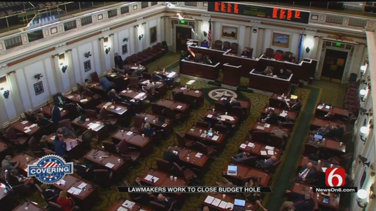 Lawmakers Scramble To Come To Agreement On Budget