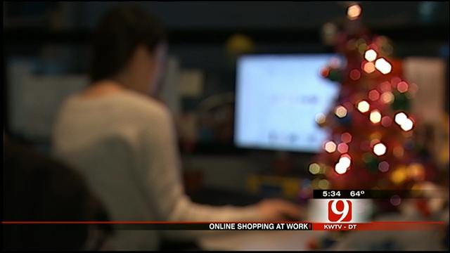 Cyber Monday: Survey Shows Most Employers Allow Shopping Online