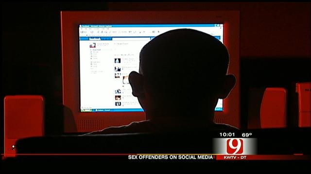 Should Convicted Sex Offenders Be Allowed To Use Social Media