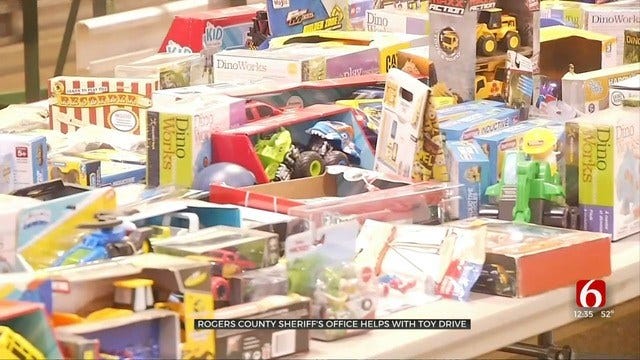 Rogers County Sheriff's Office Hosts Toy Box Giveaway Event