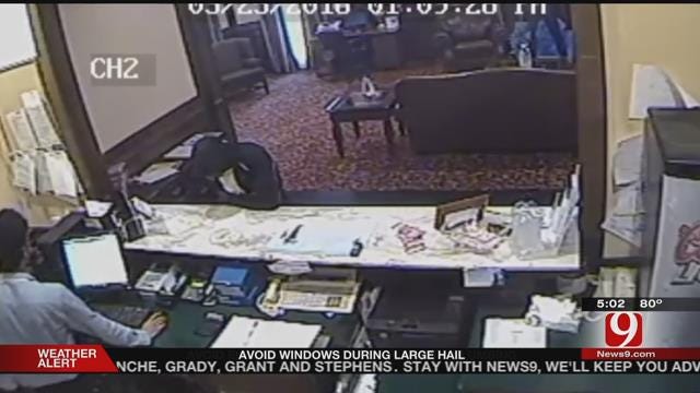Police Searching For Suspect In Hotel Robbery In NW OKC