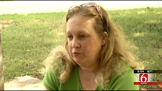 Tulsa Waitress Says Employer Cut Her Hours To Avoid Providing Health Insurance