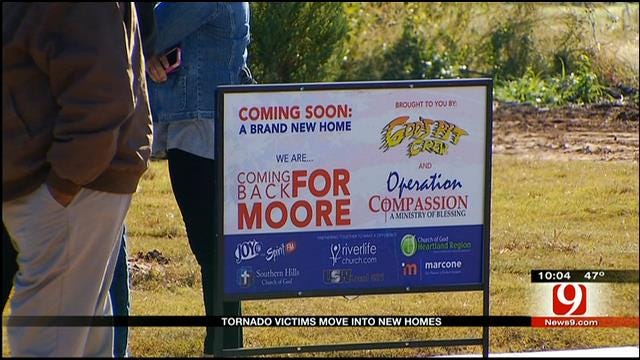 'Godly' Crew Builds Homes For Moore Tornado Victims