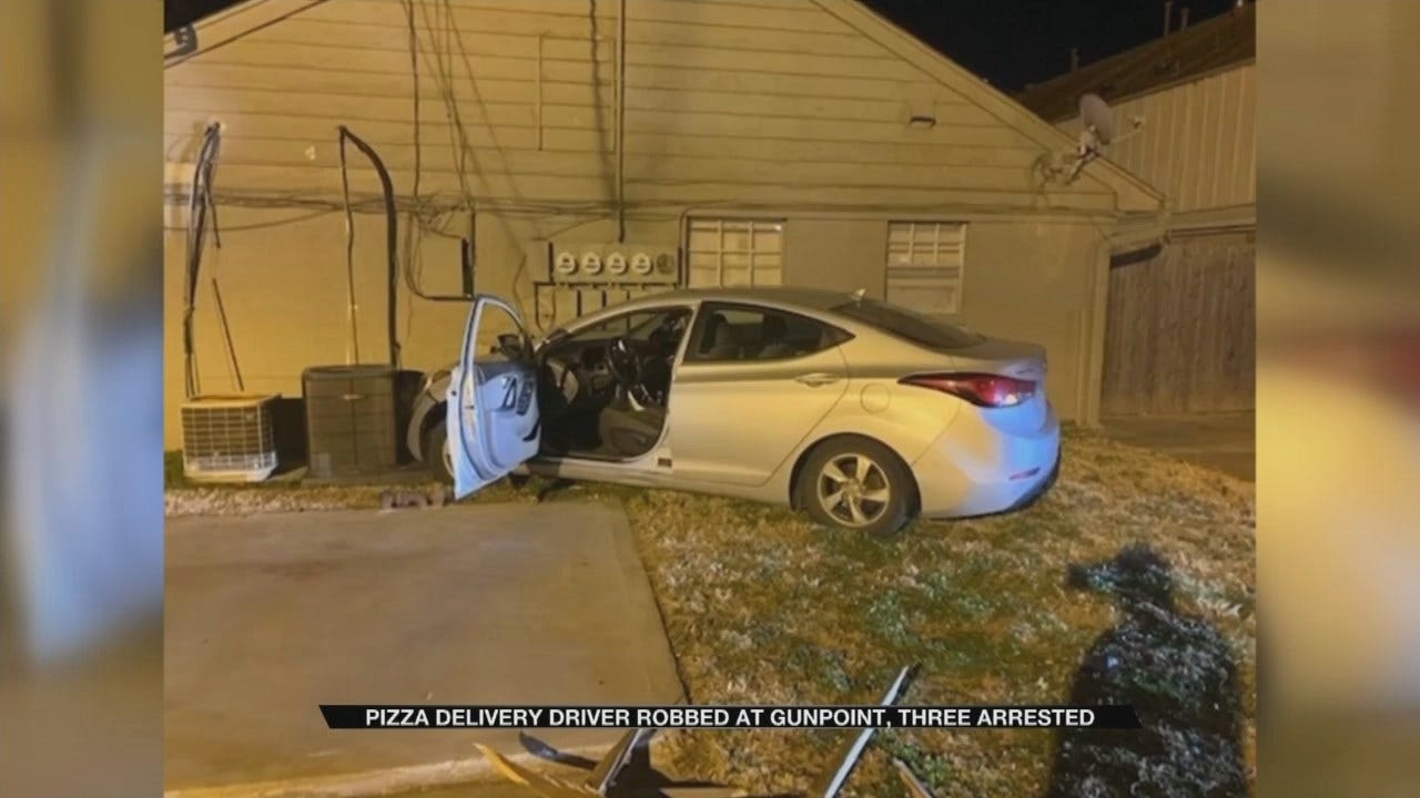 Gunmen Rob, Carjack Pizza Delivery Driver In Broken Arrow