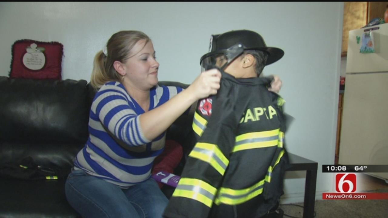 Tulsa Firefighters Replace 5-Year-Old's Halloween Costume After Wreck