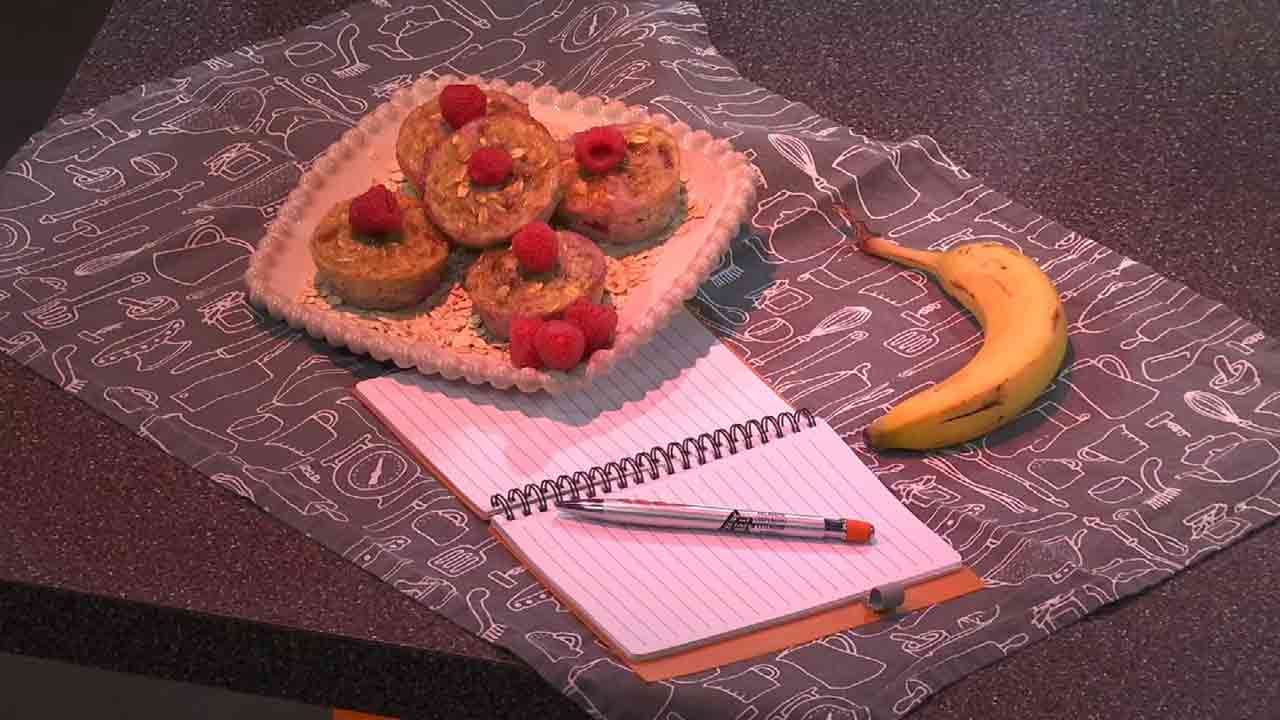 Healthy Banana Raspberry Oatmeal Muffin
