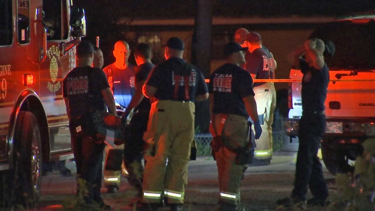 Tulsa Firefighters Rush To Help Shooting Victim
