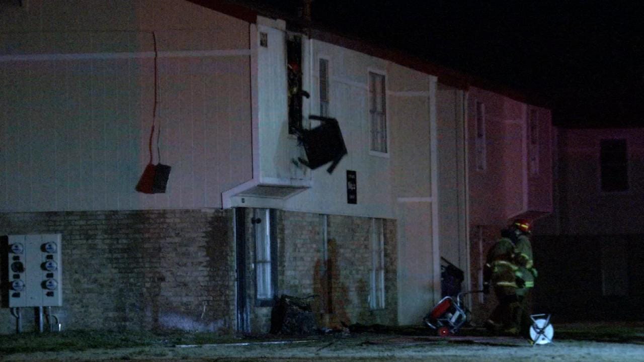 Twelve People Lose Homes In Tulsa Apartment Fire
