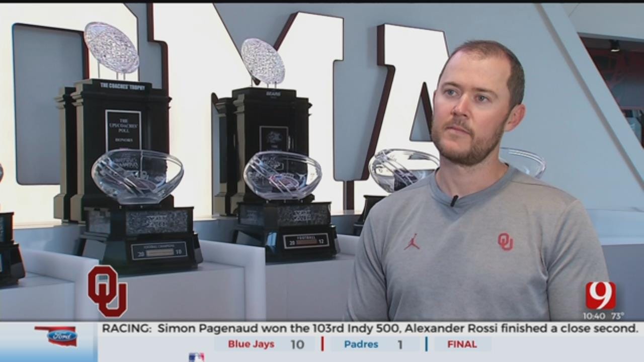 Dean sits down for a 1-on-1 interview with OU head coach Lincoln Riley