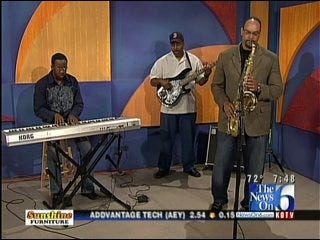 Eldredge Jackson Performs On Six in the Morning