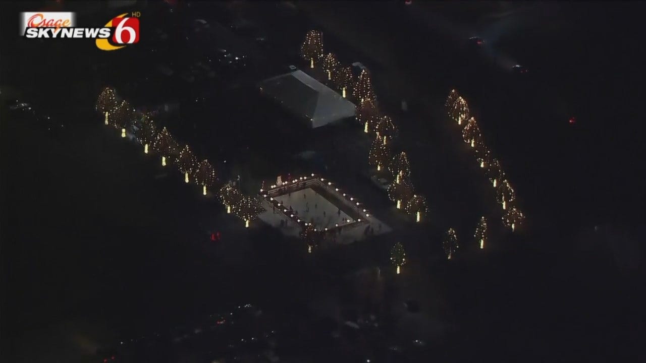 Osage SkyNews 6 HD: Claremore Christmas Lights Turned On