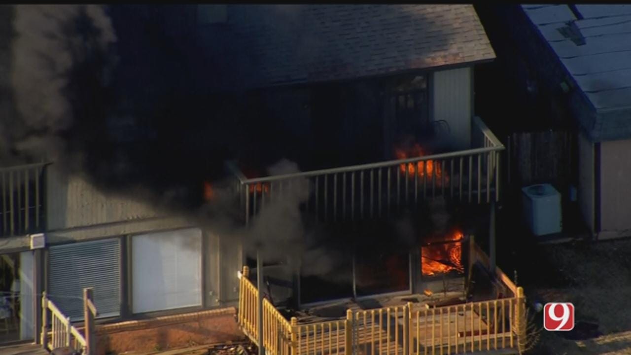 Bob Mills SkyNews 9 Flies Over Duplex Fire In NW OKC