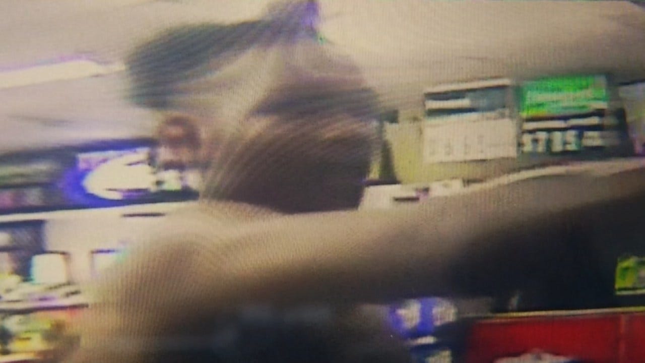 Armed Robbery At Tulsa Convenience Store Caught On Camera
