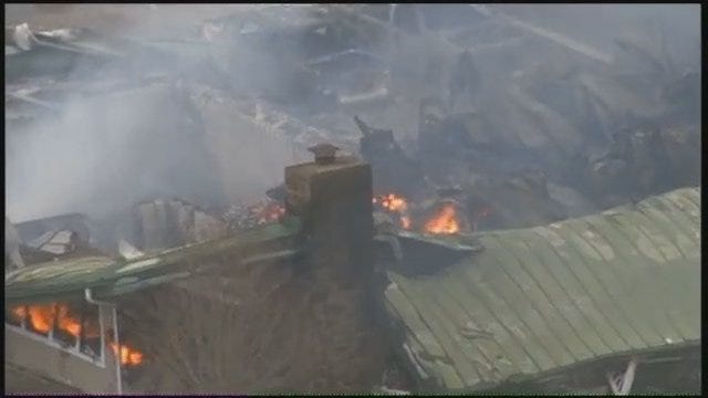 SKYNEWS6: Video Of Rural Muskogee County House Fire