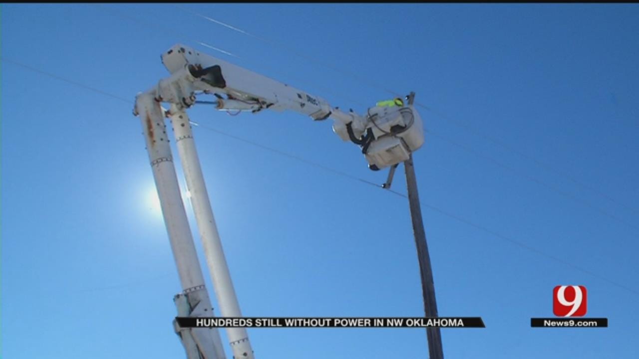 Hundreds Still Without Power In NW Oklahoma