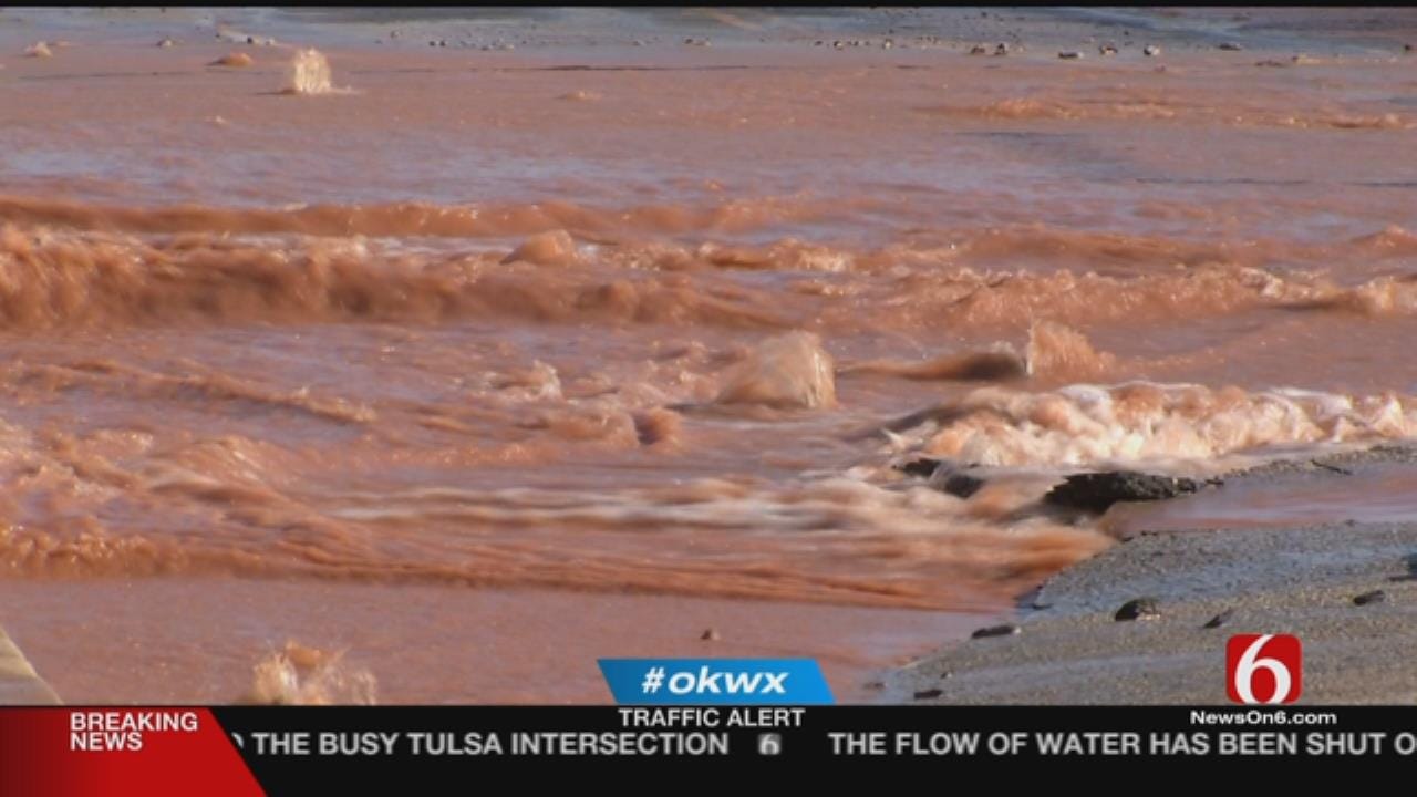 Water Line Break Floods 21st And Peoria In Tulsa
