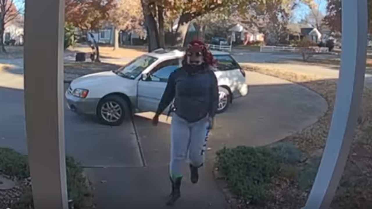 Dressed To Steal: Tulsa Porch Pirate Wears Costume