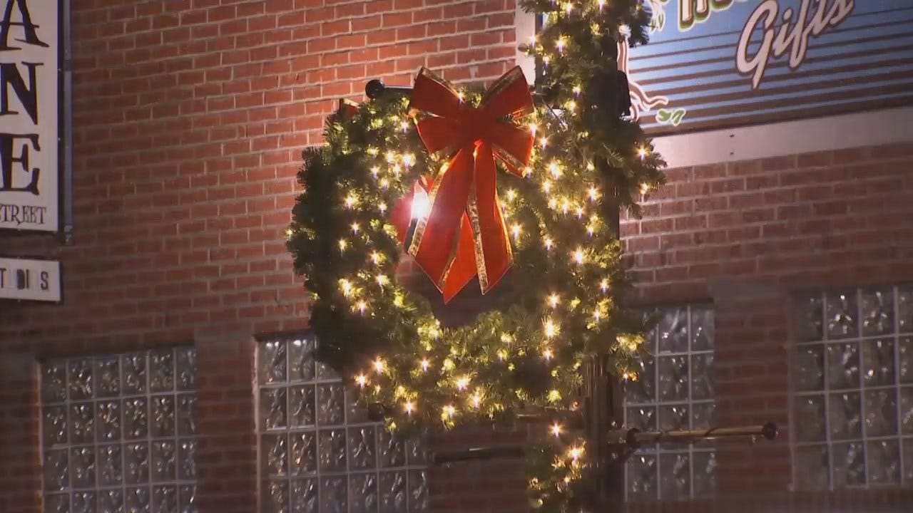 WEB EXTRA: Video Of Broken Arrow's Rose District Holiday Lights