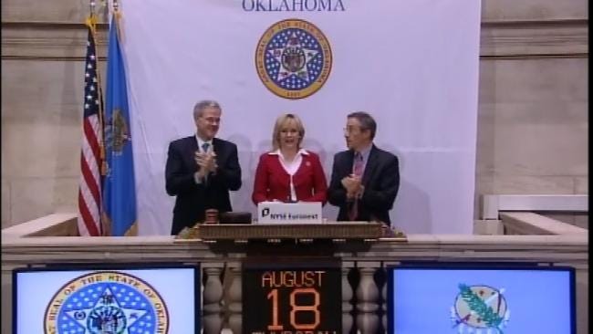 WEB EXTRA: Governor Mary Fallin Rings Opening Bell At NYSE