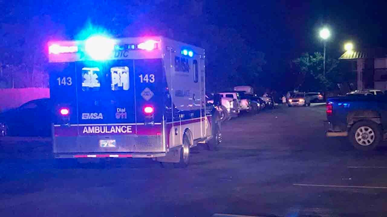 Man Stabbed During Robbery At Tulsa Hotel